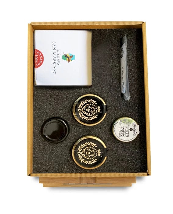 Interno meal kit con gli ingredienti per Sua Maestà Bianco Tartufo di Christian Milone.