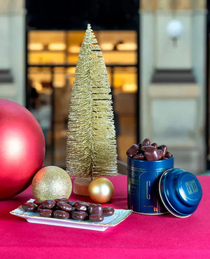 Le Nougatine al cioccolato fondente di Carlo Cracco e i piattini natalizi “Happy Days”